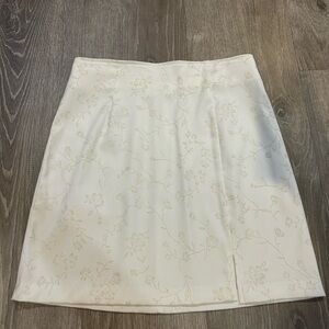 Breakin’ Loose vintage size 7/8 floral skirt with glitter sprinkled throughout